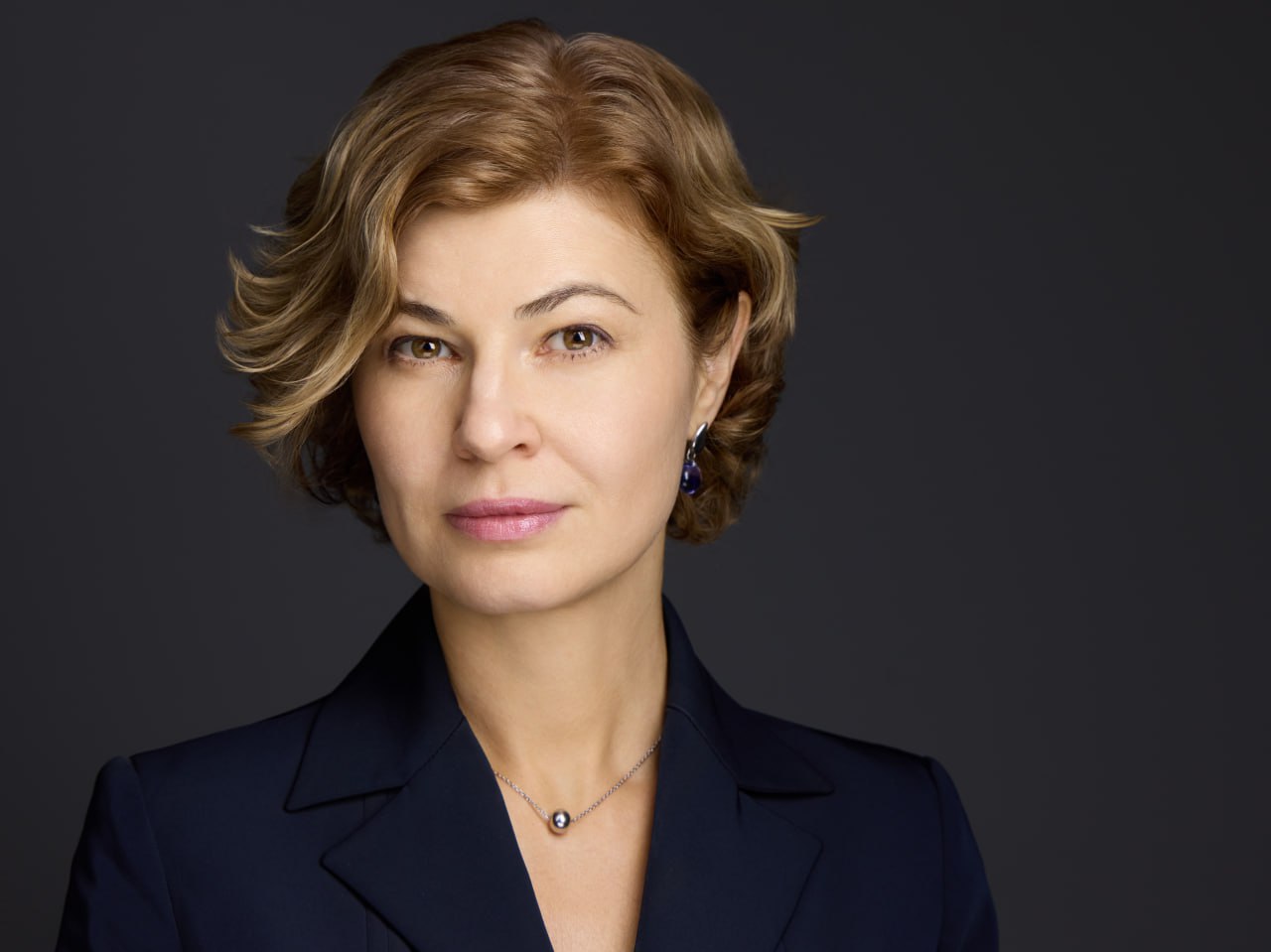 Елена Базарова